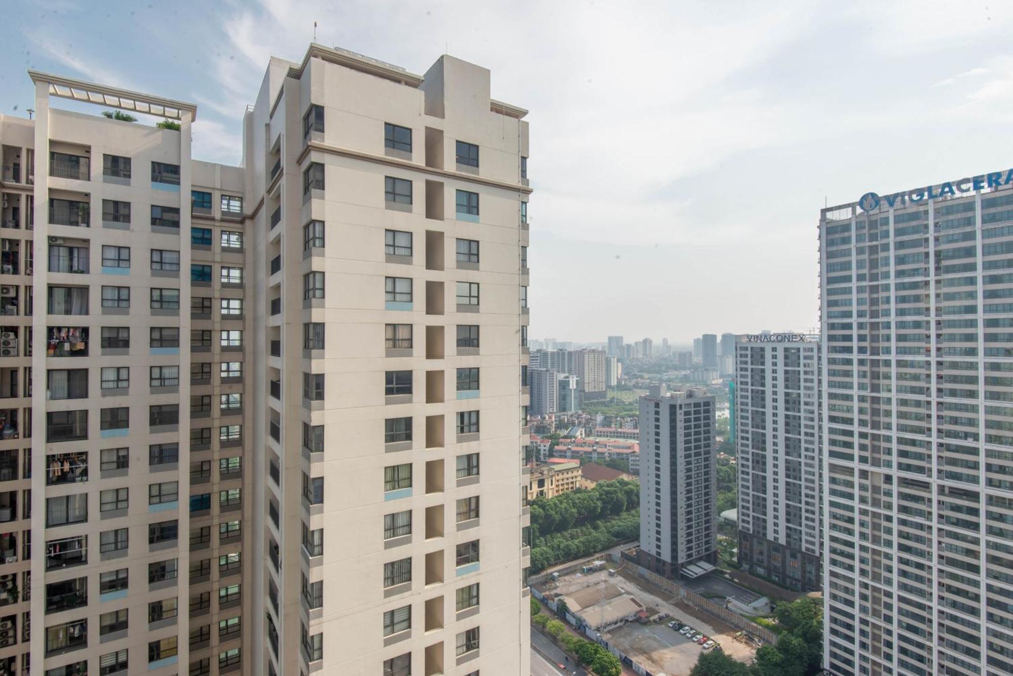 22Housing Vinhomes D'Capitale Hotel & Residence Hanoi Bagian luar foto